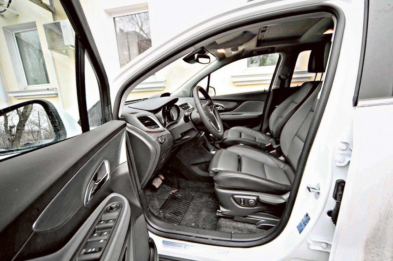 Opel Mokka 2013 салон