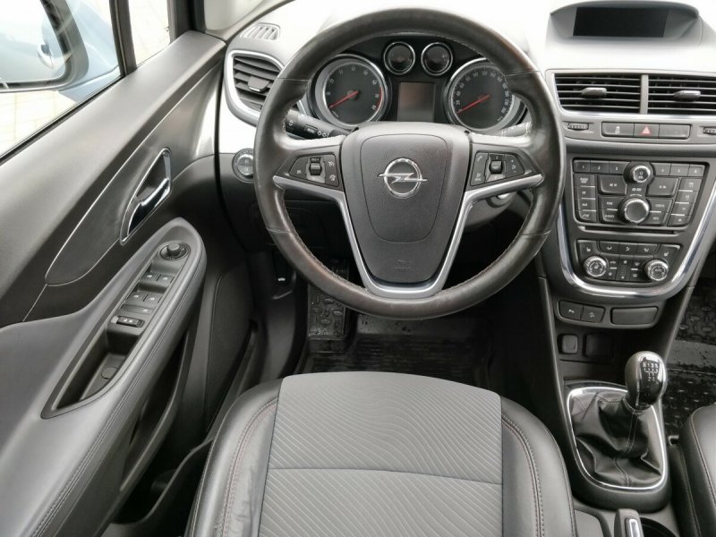 Nissan Juke салон задний ряд