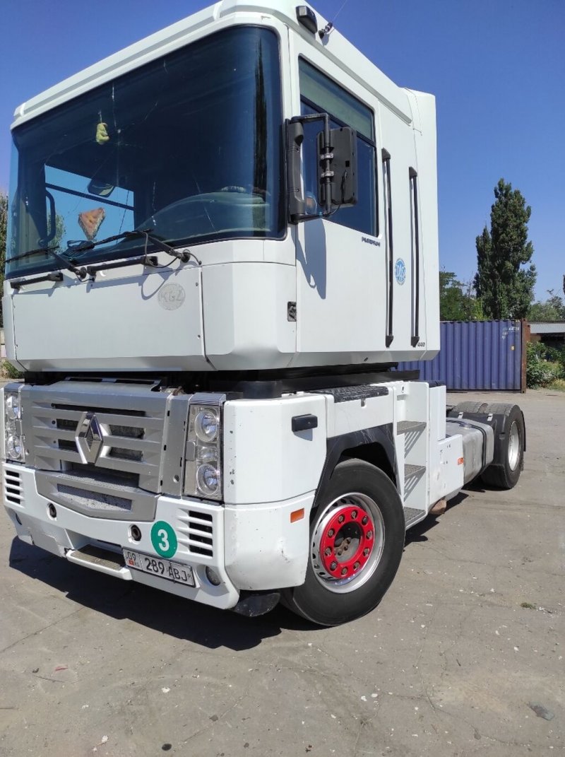 Renault Magnum 2 поколения