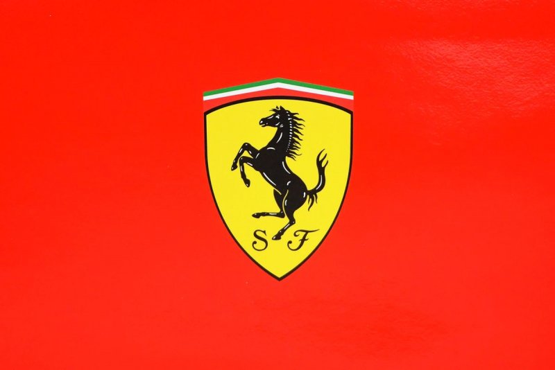 Флаг f1 Ferrari
