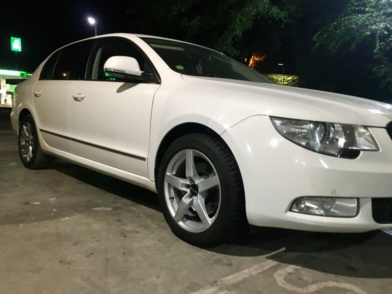 Skoda Superb 2 диски