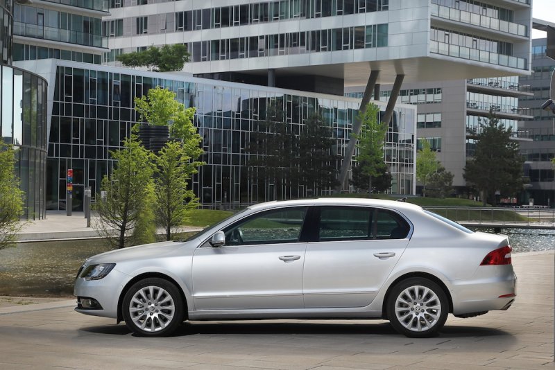 Škoda Superb хэтчбек