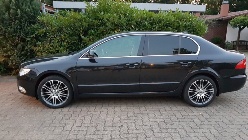 Skoda Superb mk2