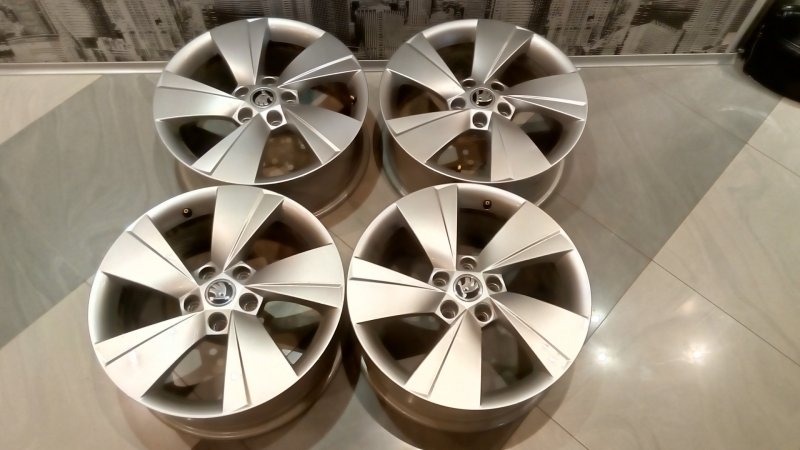 Диски Sirius r17 Superb