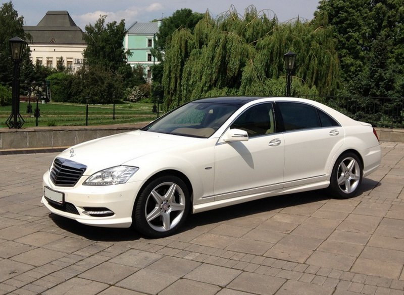 Mercedes s 221