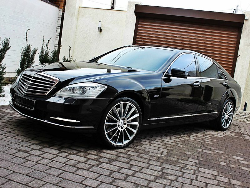Mercedes Benz s500 w221