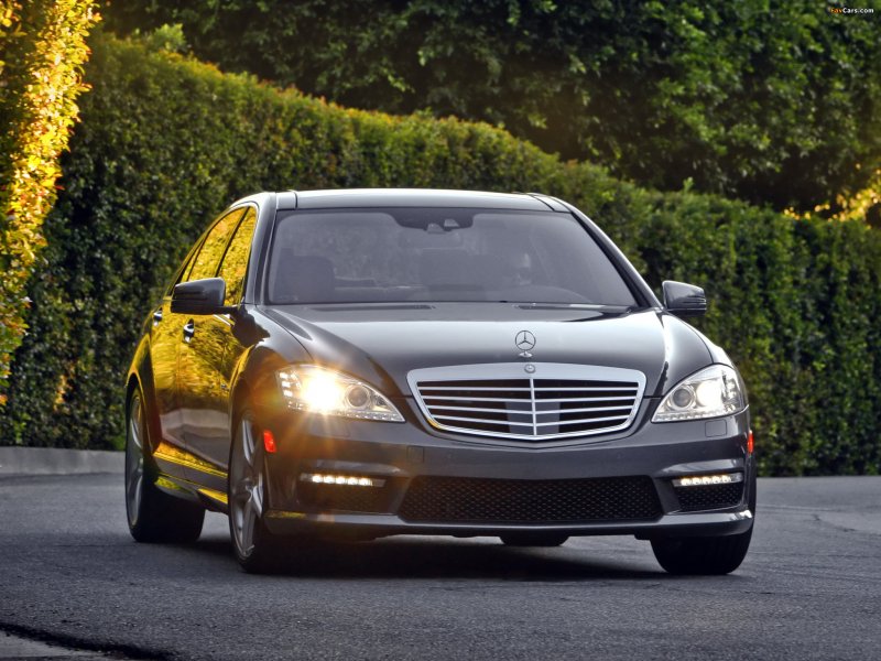 Мерседес Бенц w221