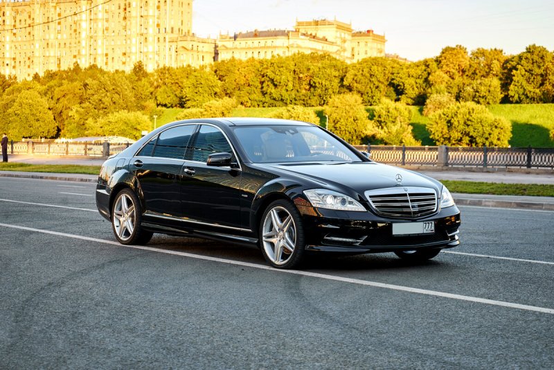 Mercedes Benz w221 s500 long