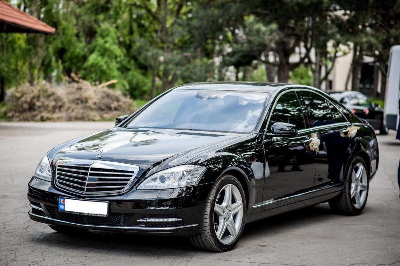 Мерседес Бенц w221