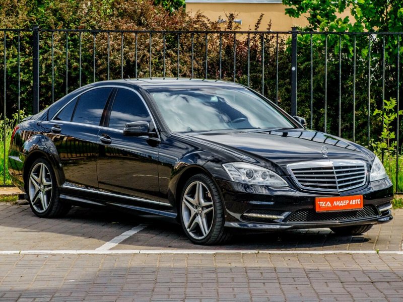 Mercedes Benz s class 221