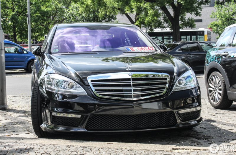 Mercedes s63 AMG w221