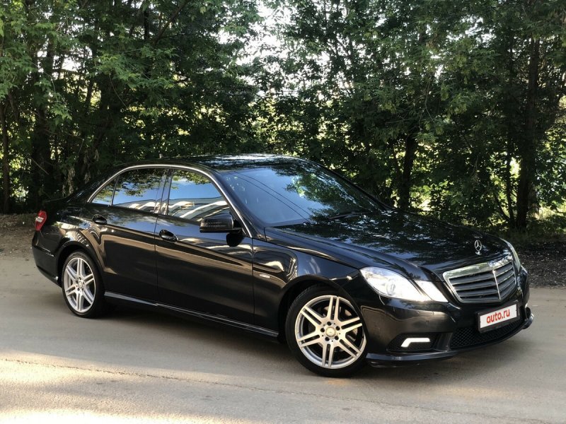 Мерседес Бенц е200