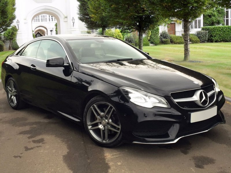 Мерседес черный e200 Coupe