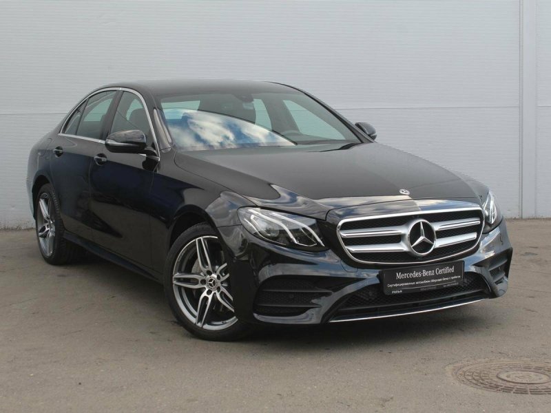 Мерседес e200 черный