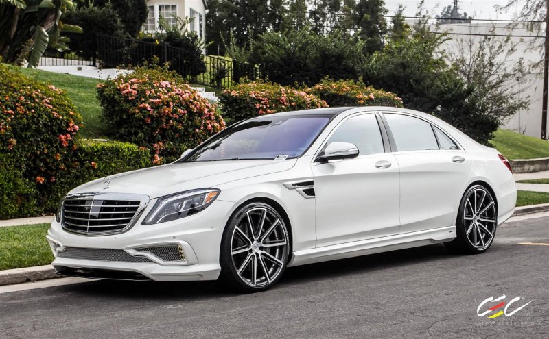 Mercedes-Benz s550