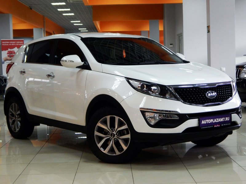 Kia Rio 2014 белая седан
