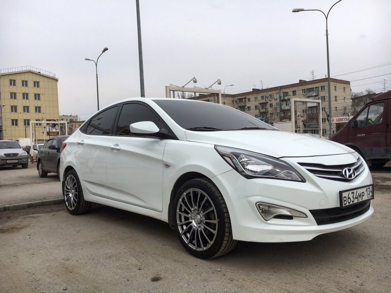 Hyundai Solaris 2015 на литье