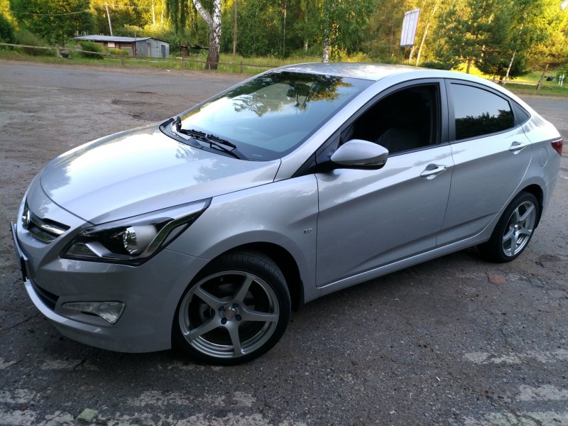Hyundai Solaris r17