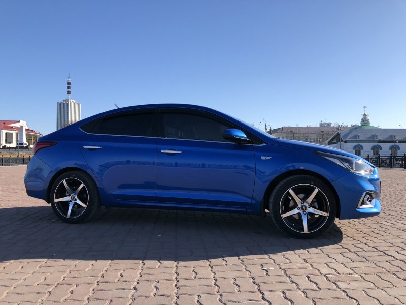 Hyundai Solaris 2017 r17