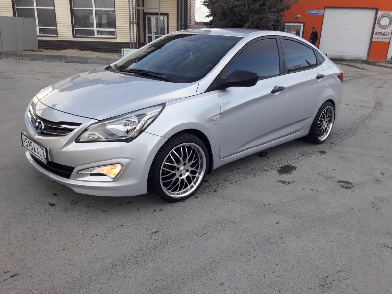 Hyundai Solaris r17 BBS