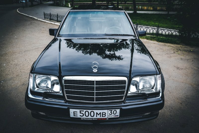 Mercedes-Benz w124 s500