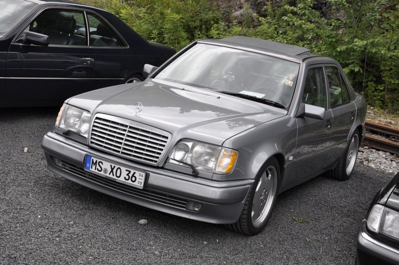 Мерседес е500 w124