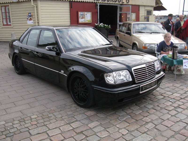 Мерседес e 1994