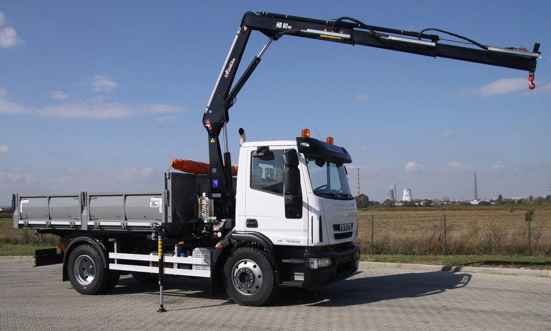 КМУ Hyva hb80-e2