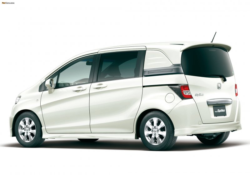 Honda freed Spike, gb3