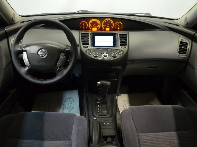 Nissan primera III (p12) салон