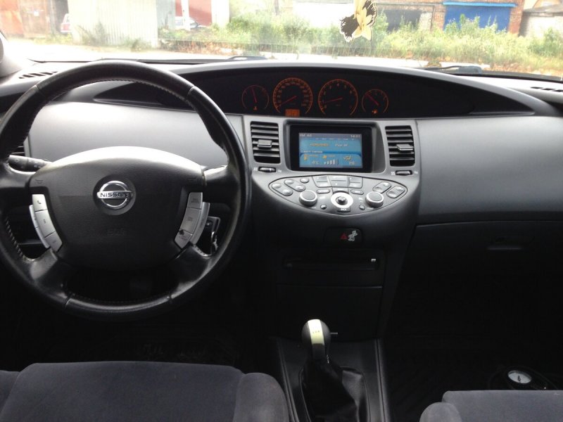 Nissan primera приборная панель
