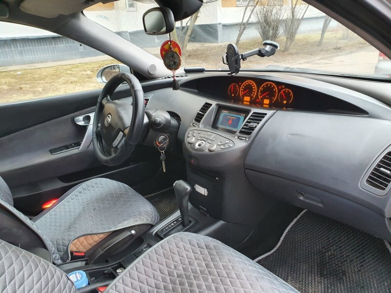 Nissan primera III (p12) Interior
