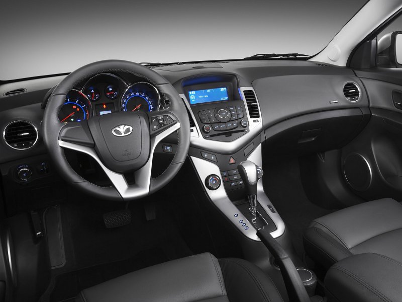 Daewoo Lacetti Premiere