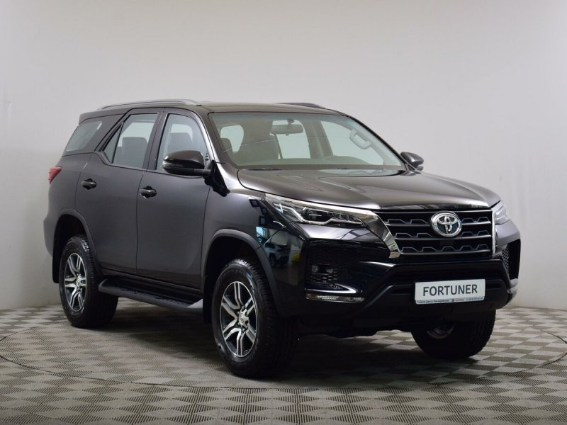 Toyota Fortuner 2020 Рестайлинг