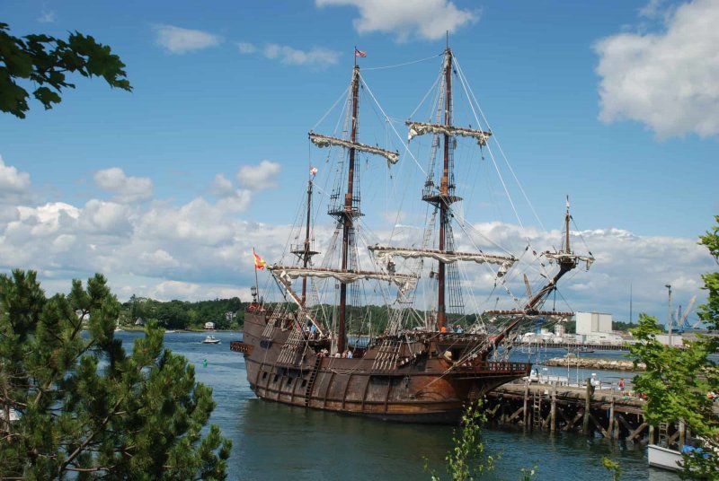 Фрегат el Galeon