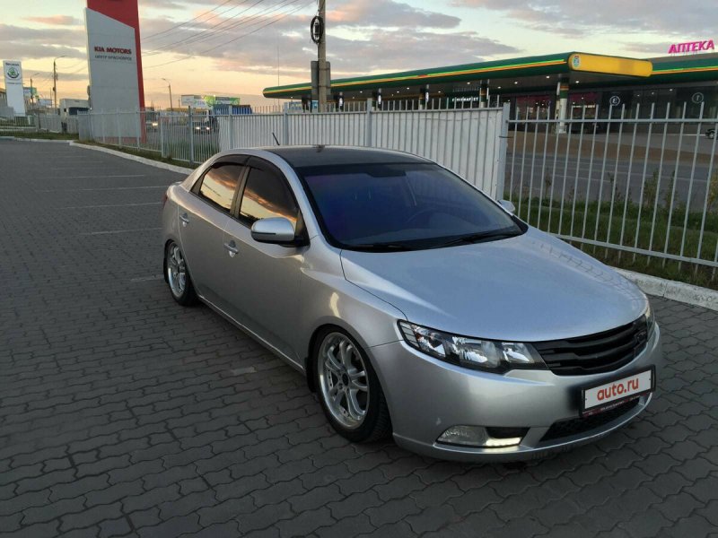 Киа Cerato Koup розовый