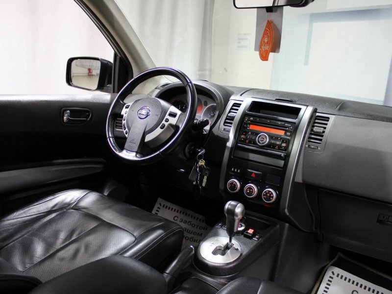 Nissan x-Trail 2008 салон
