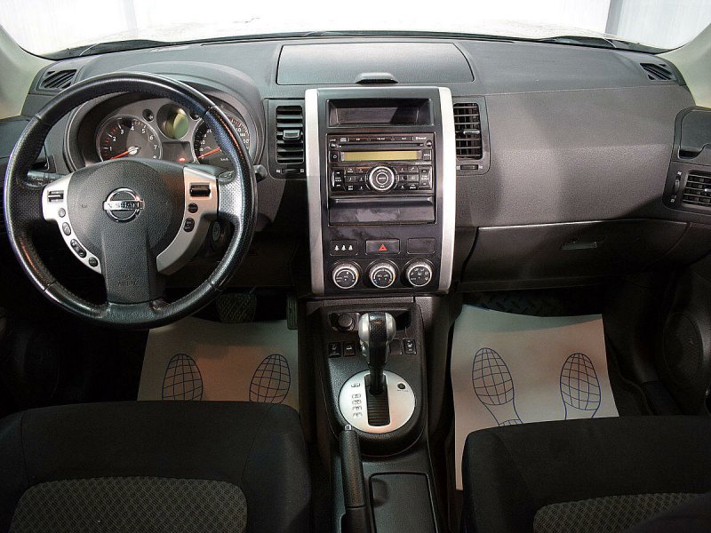 Nissan x Trail t31 Interior