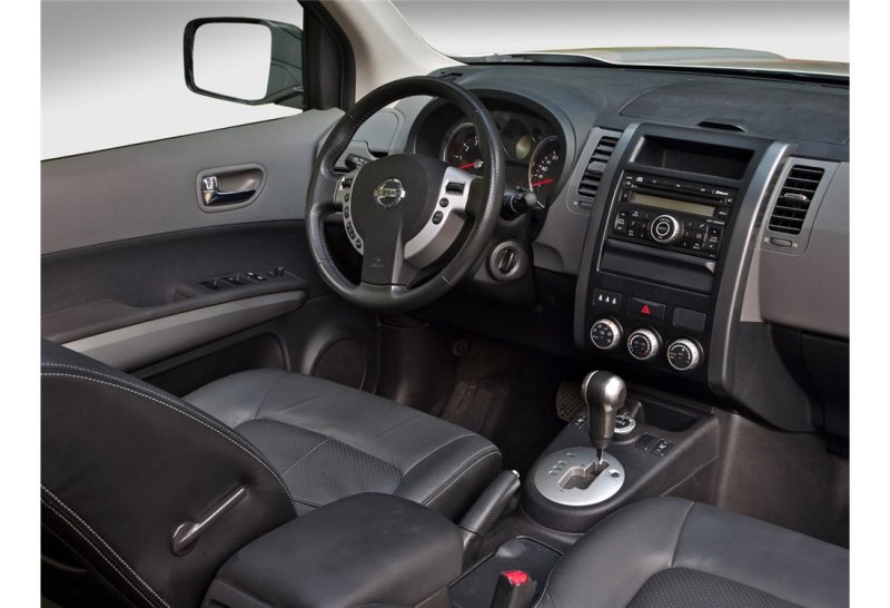 Nissan x-Trail t31 салон