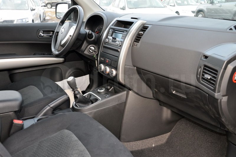 Nissan x-Trail 2.0 МТ, 2012 интерьер