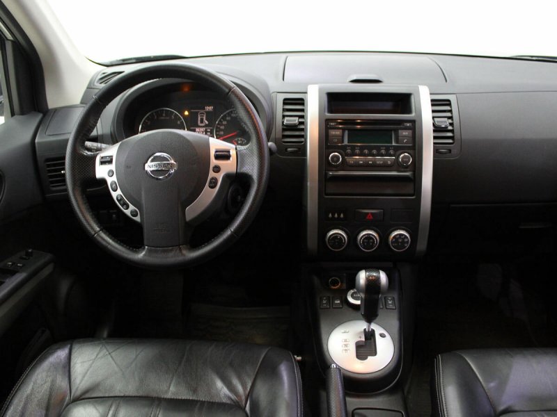 Nissan x-Trail 2008 салон