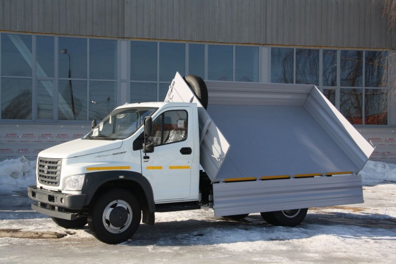 Автомобиль ГАЗ САЗ 2507