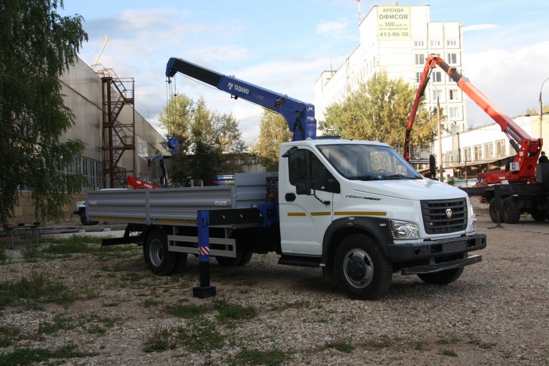 Газон Некст с КМУ