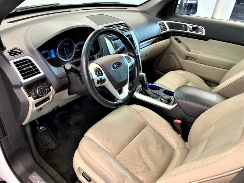 Ford Explorer 5 салон
