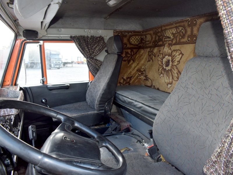Тюнинг авто КАМАЗ в Санкт-Петербурге