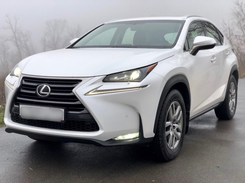 Lexus NX 200 2016 белый