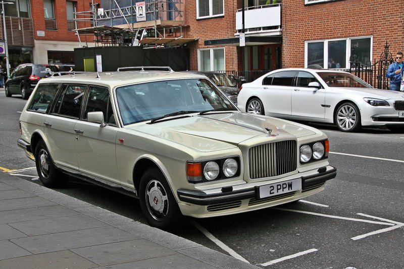Bentley универсал
