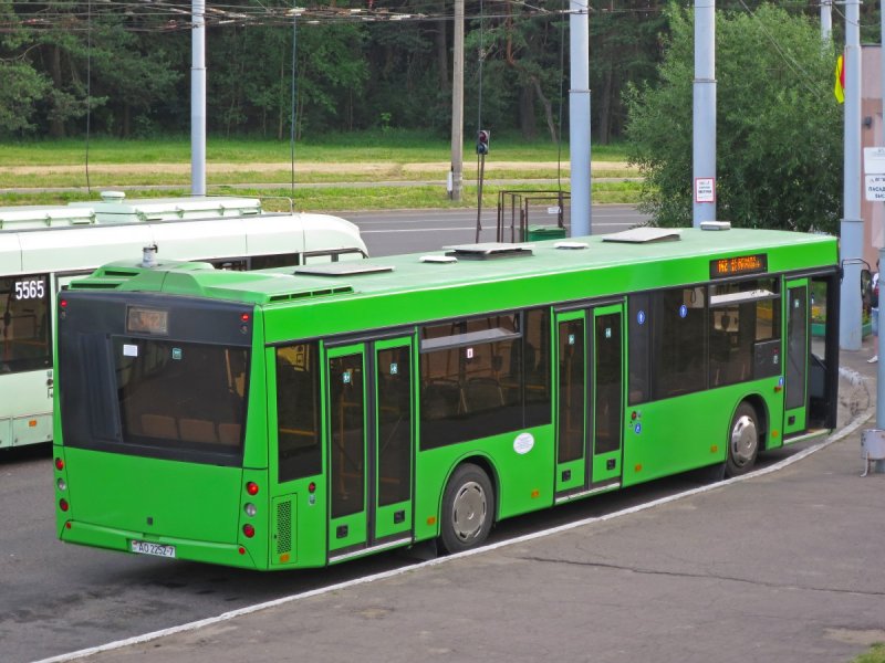 МАЗ 203 2006