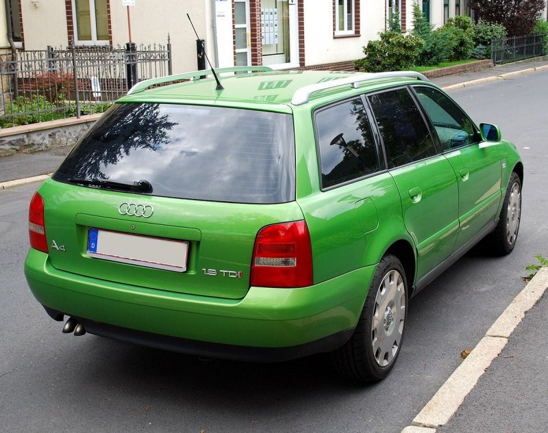 Ауди а4 Авант 2000