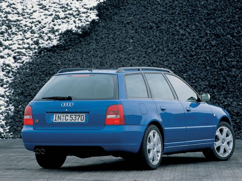 Ауди а4 Авант 1997